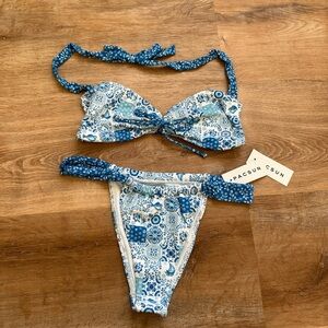 NEW PacSun Blue and White Patterned Bikini - small